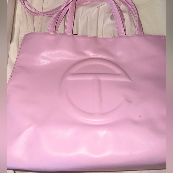 Telfar Medium Shopping Bag – Cotton Candy Pink - Picture 2 of 10